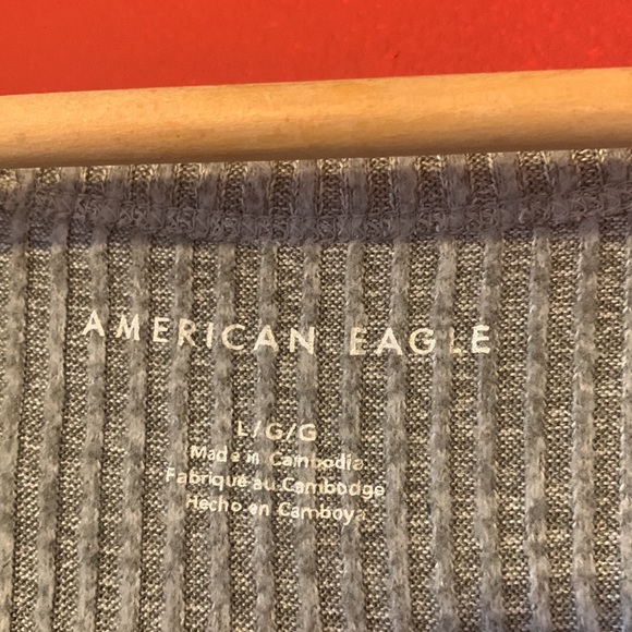 American Eagle Super Soft Grey Cropped Tank - Picture 3 of 5